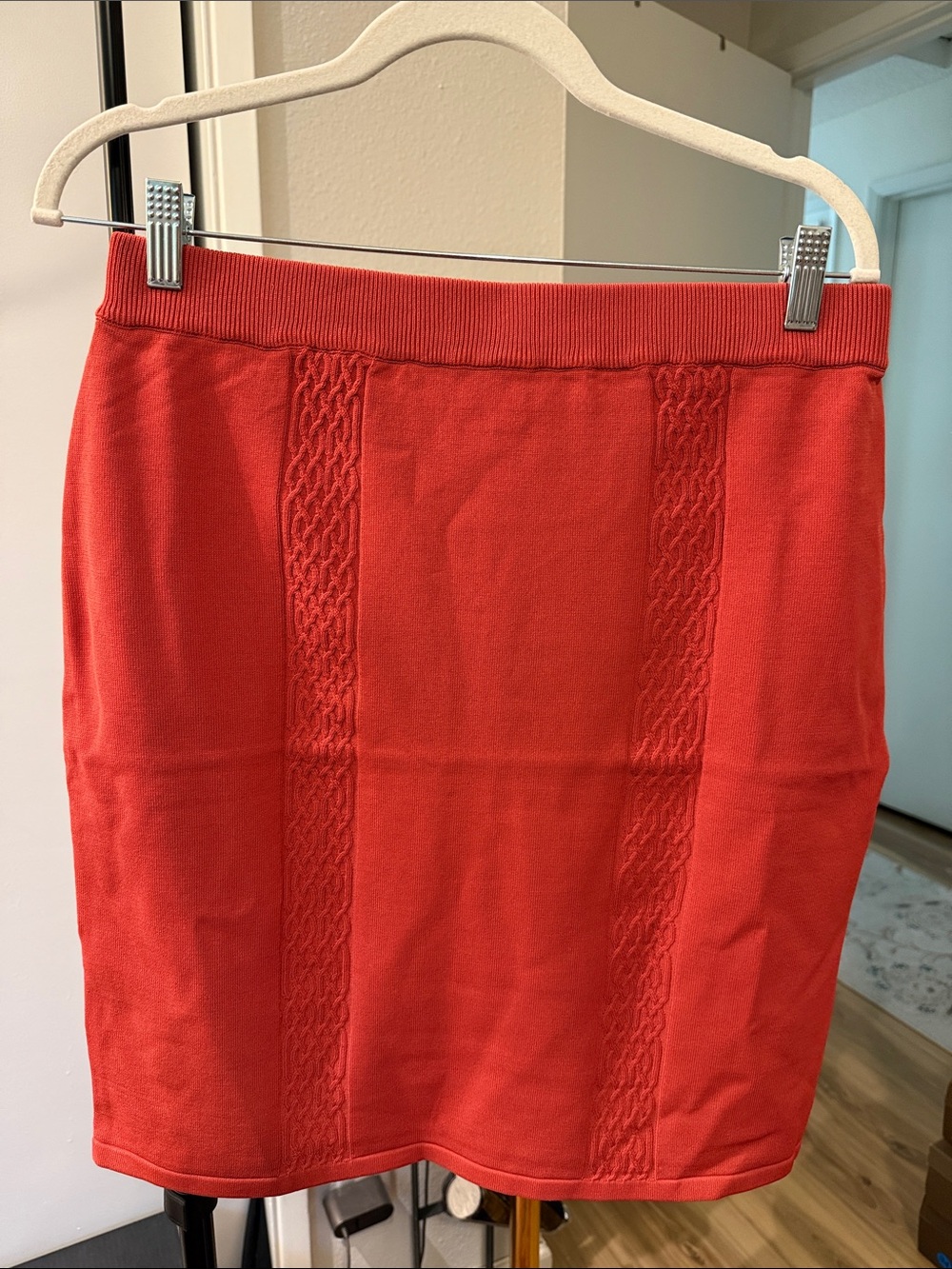 Carlisle women’s Orange-Red Knit Mini Skirt NWt